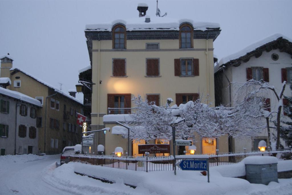 Albergo Piz Cam Vicosoprano Esterno foto