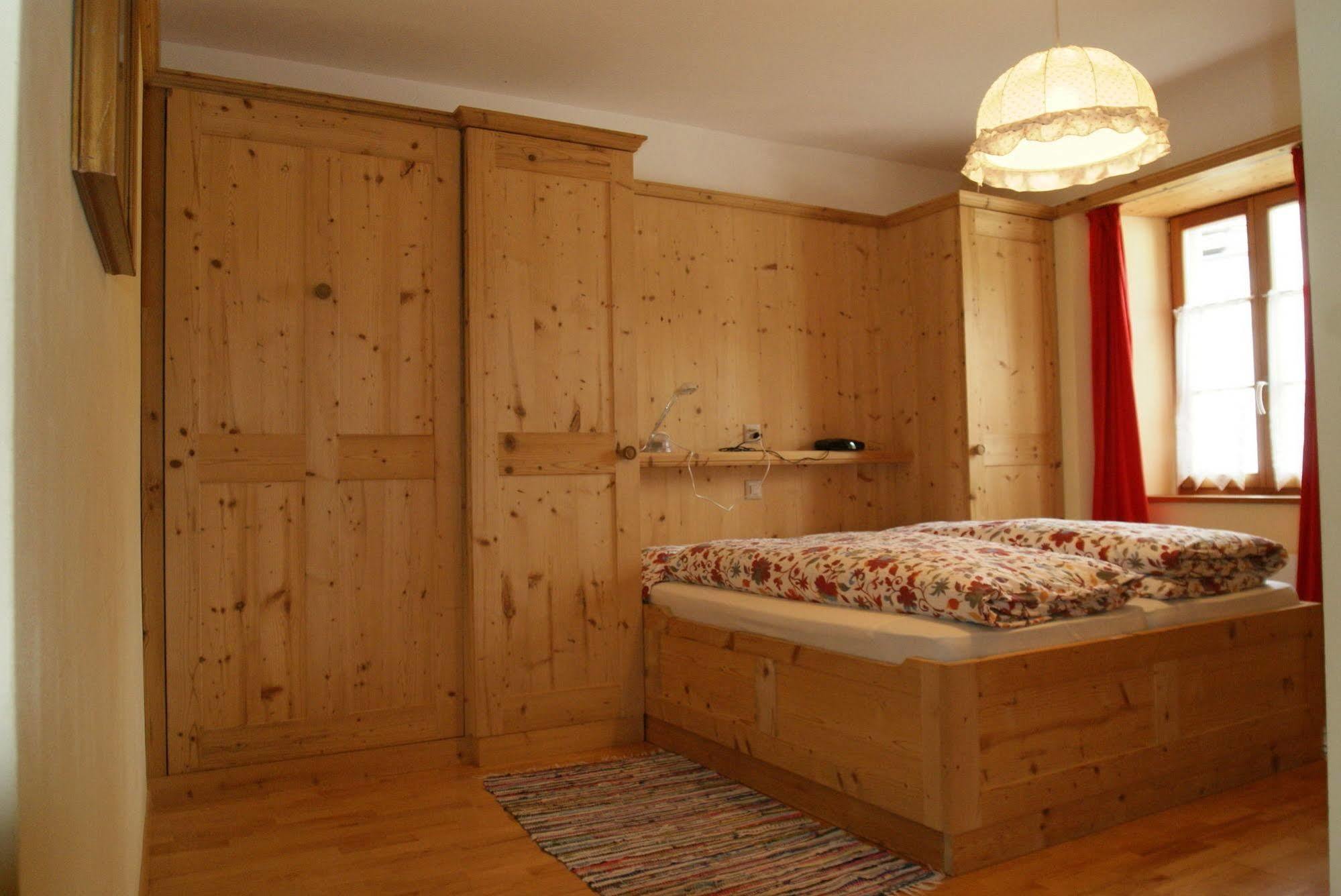 Albergo Piz Cam Vicosoprano Esterno foto